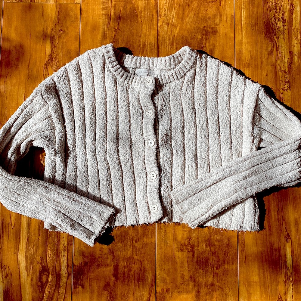 Cropped cream cardigan from pacsun  extra small